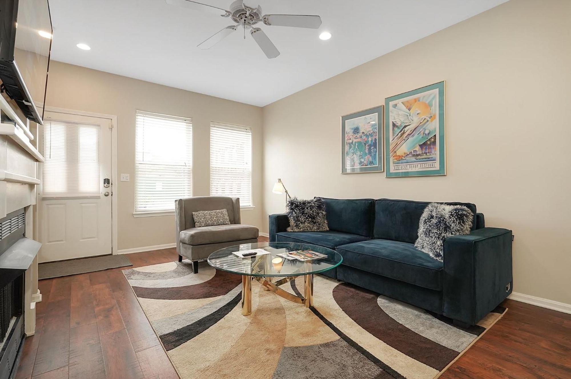 Lux Townhouse, Walk To All, Sleeps 6 Adults Louisville Exterior foto